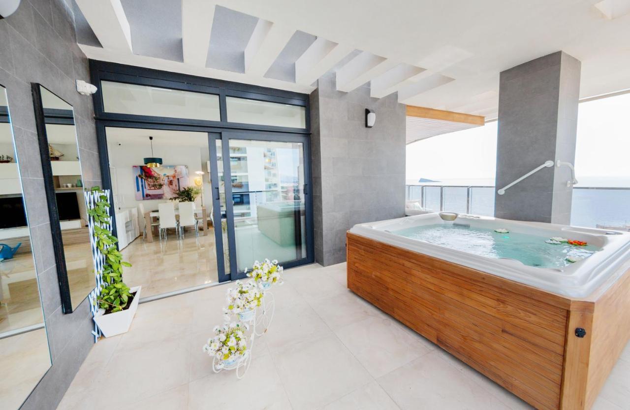 Sunset Waves Benidorm Julieta Vistas Al Mar Premium 200 Mt2 Con Jacuzzi En Terraza Διαμέρισμα Εξωτερικό φωτογραφία